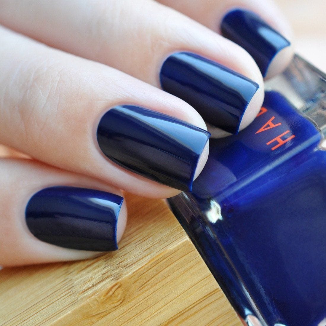 Habit Cosmetics Skincare Ingredient Infused Non-Toxic + Vegan Nail Polish in 17 Deep Sea