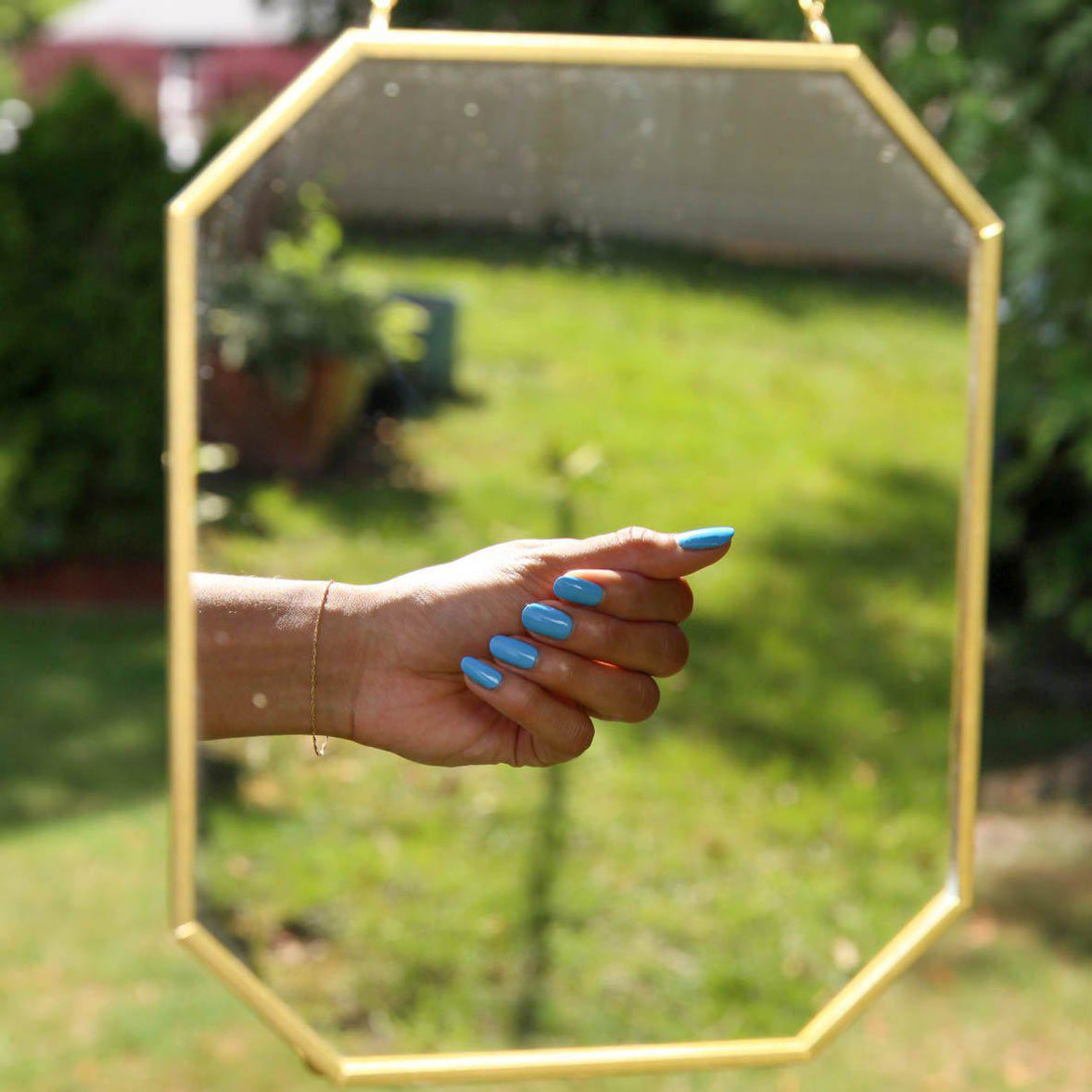 Habit Cosmetics Toxin Free Vegan Nail Polish in Swimming Pool 28